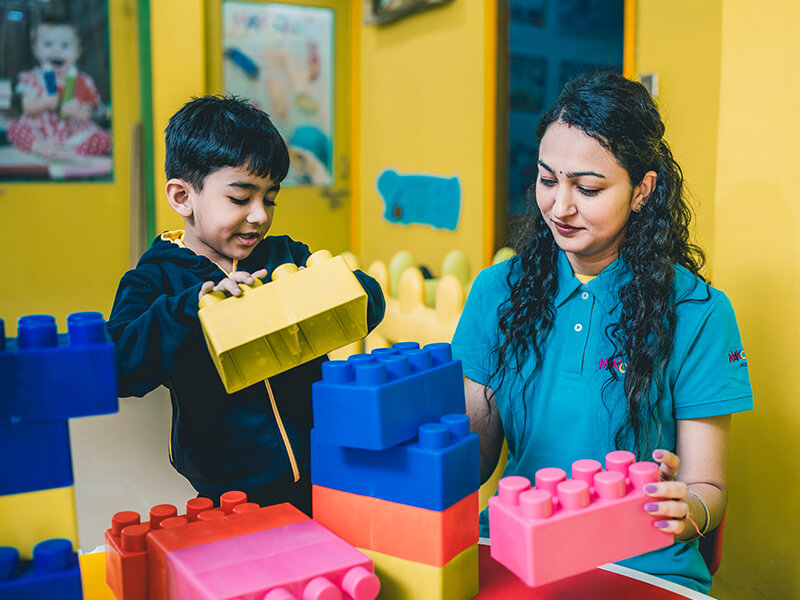 makoons playing area